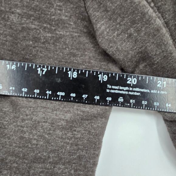 Full Tilt Women's Oversized Boston Massachusetts Embroidered Crewneck Sweatshirt - Picture 10 of 11